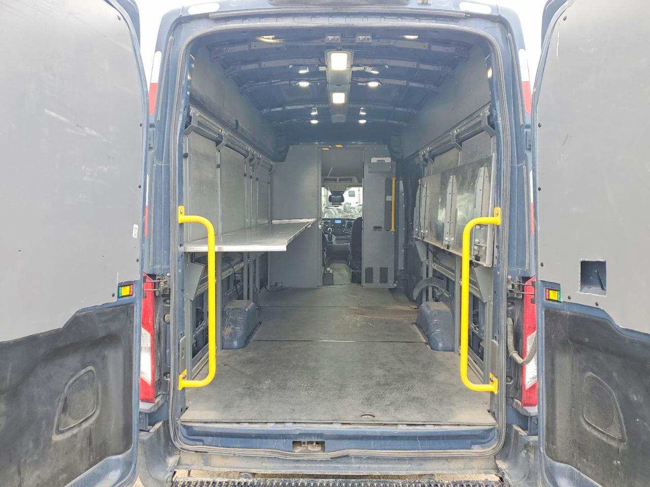 2020 FORD TRANSIT T-250 photo 10