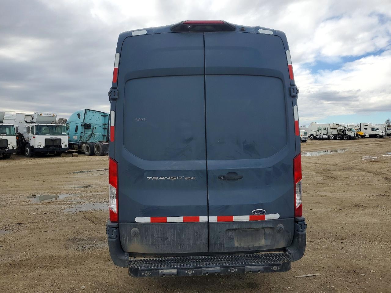 2020 FORD TRANSIT T-250 photo 6