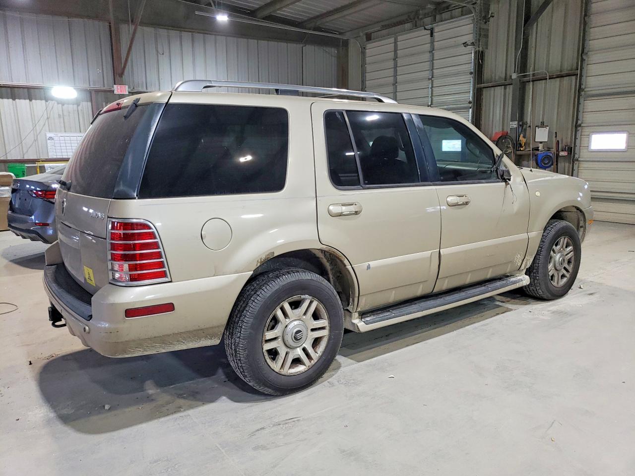 2004 MERCURY MOUNTAINEER photo 3