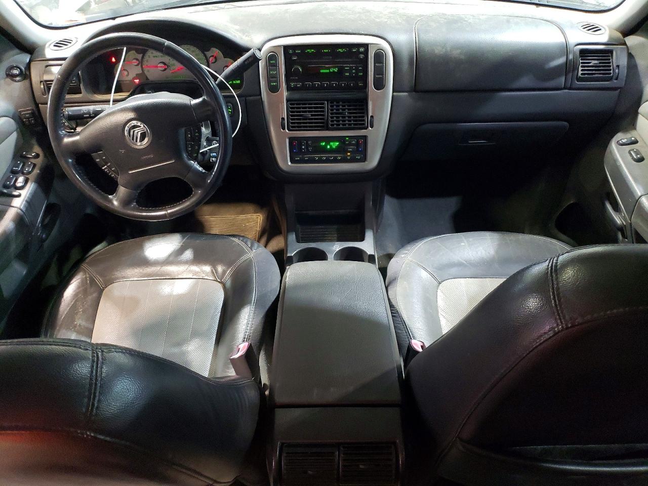 2004 MERCURY MOUNTAINEER photo 8