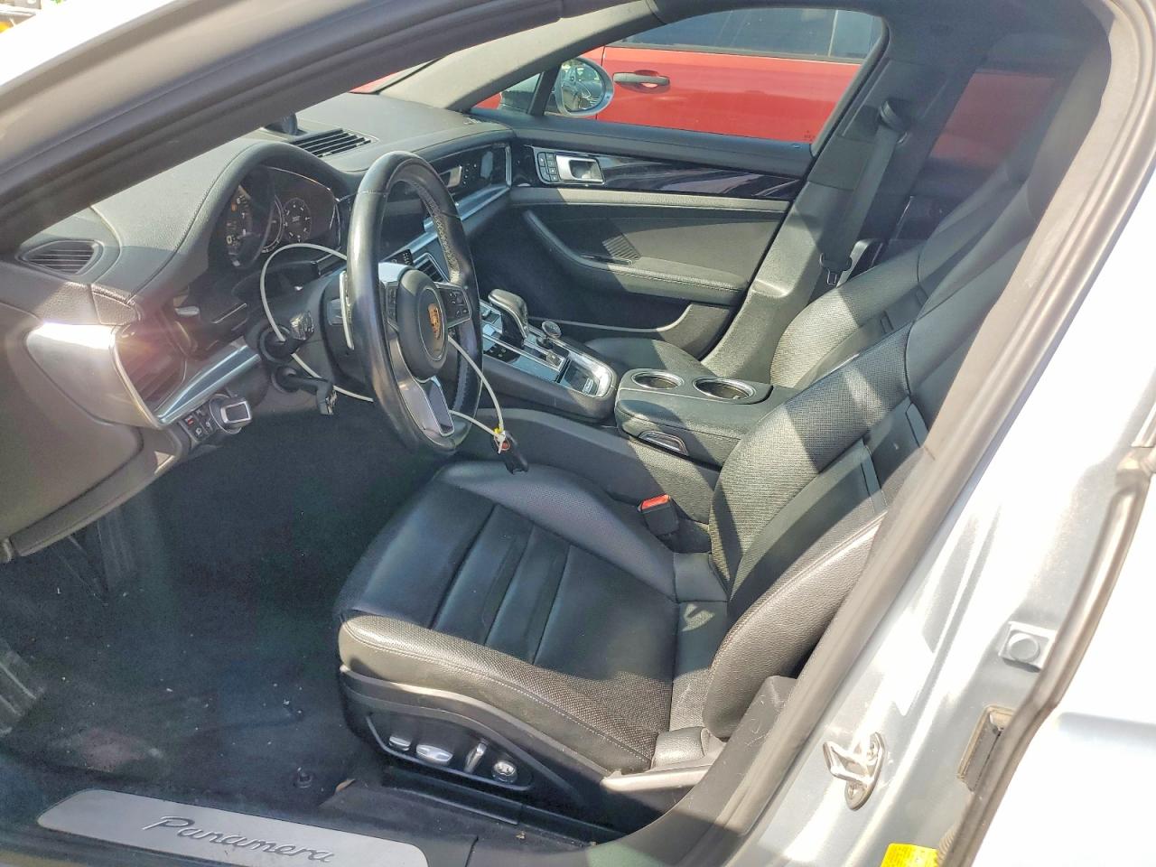 2018 PORSCHE PANAMERA 4 photo 19