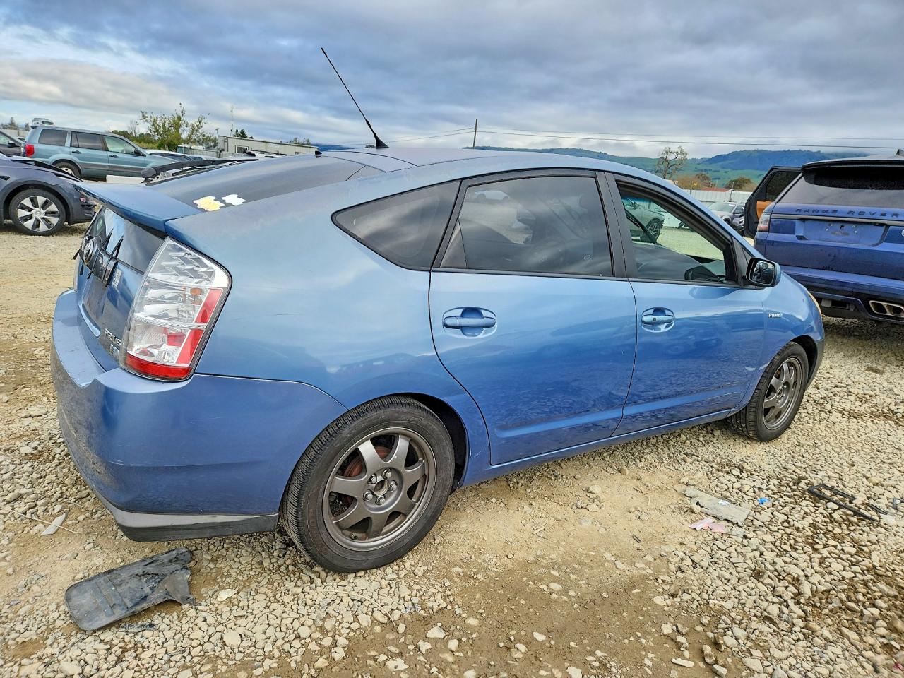 2008 TOYOTA PRIUS TOURING photo 3