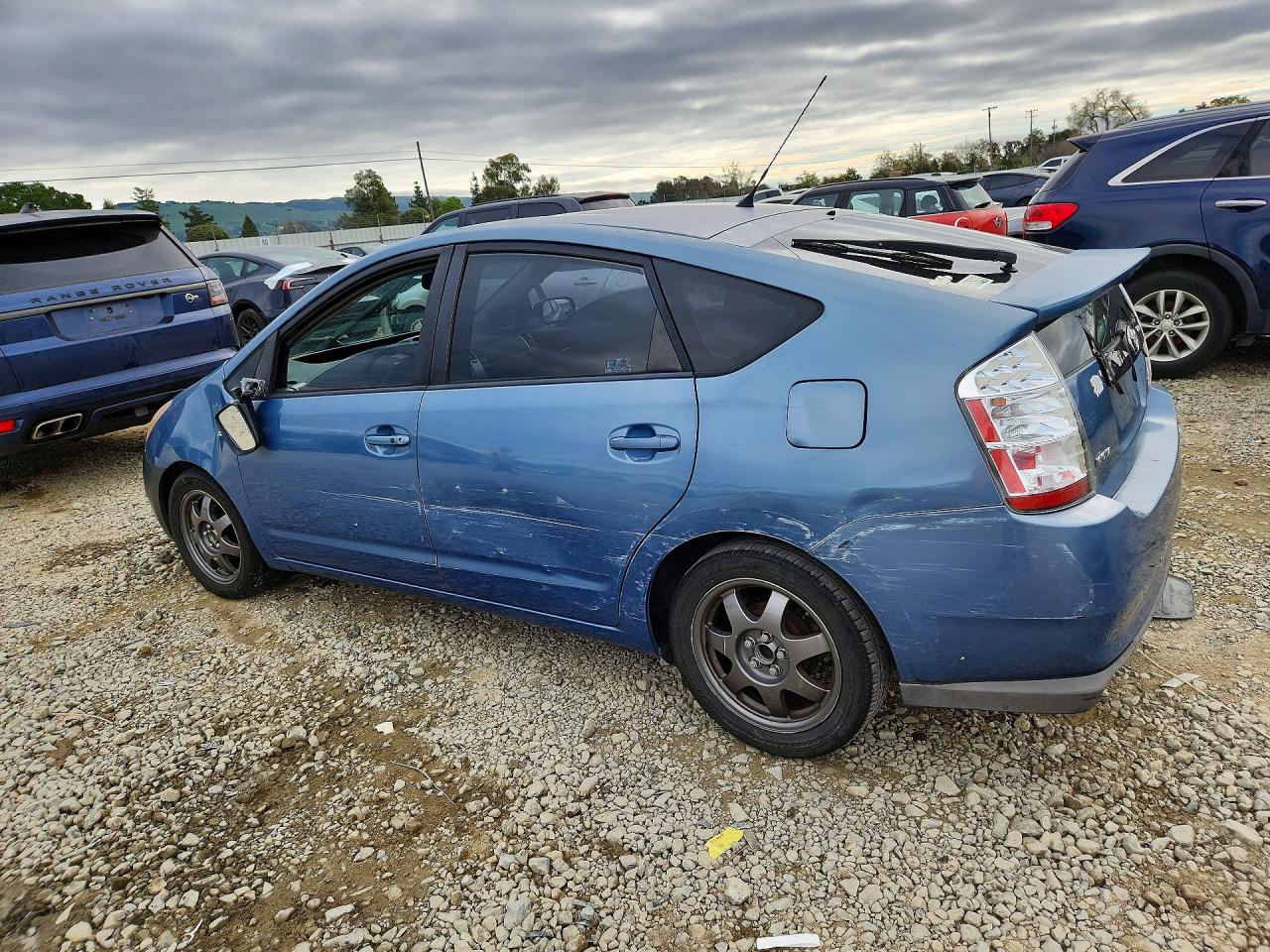 2008 TOYOTA PRIUS TOURING photo 2