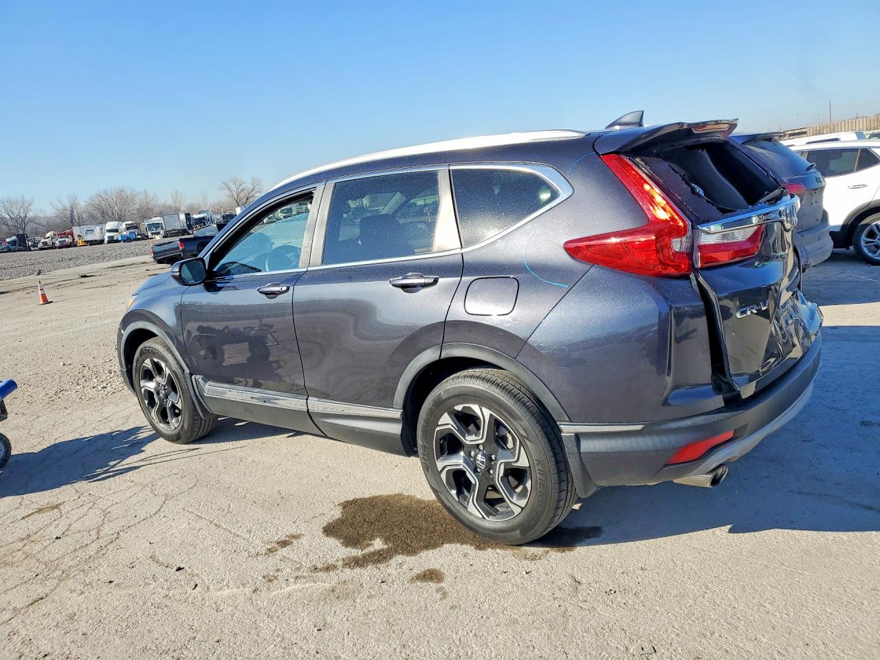 2018 HONDA CR-V TOURING photo 2