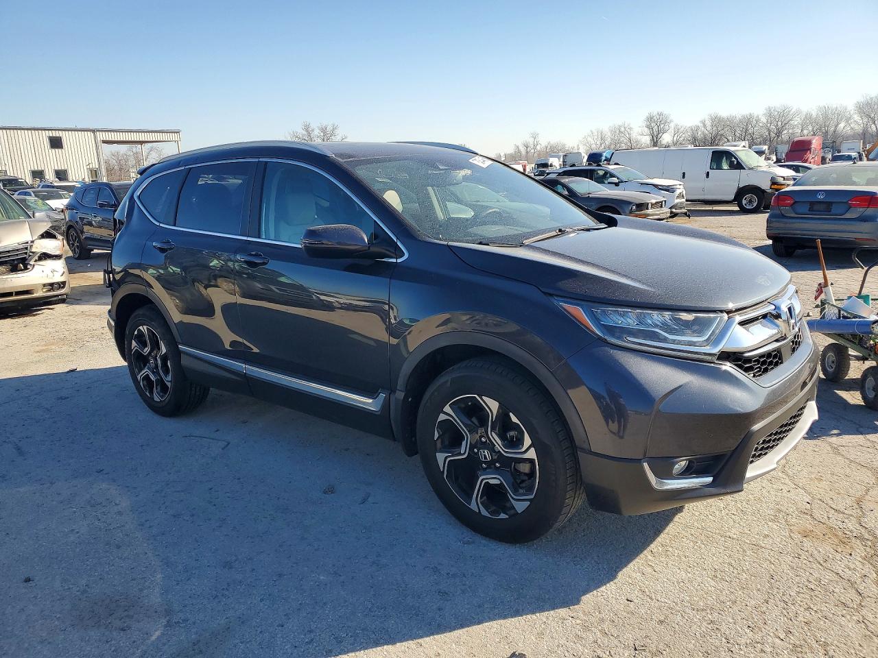 2018 HONDA CR-V TOURING photo 4