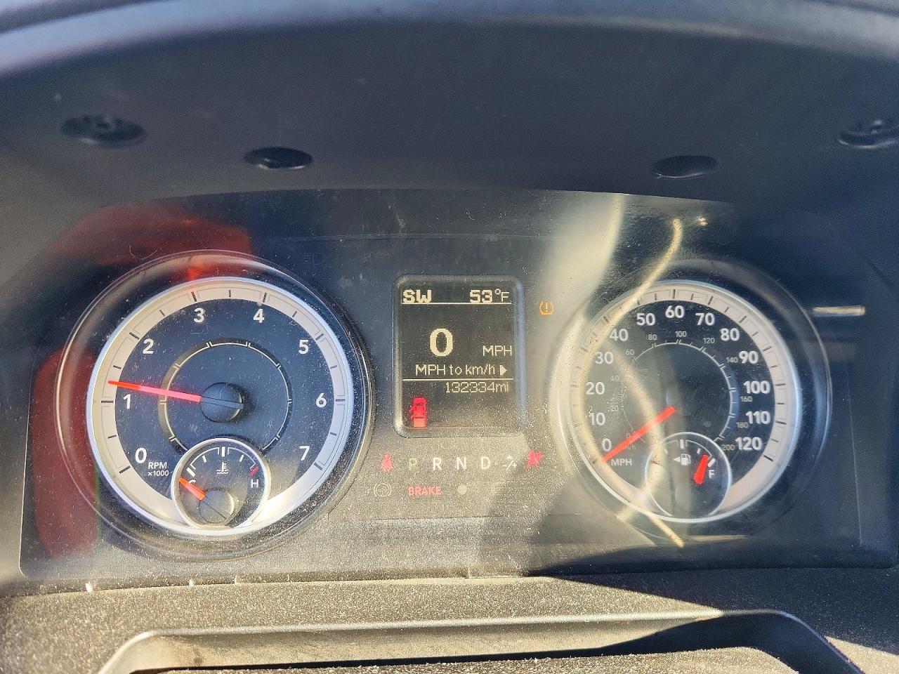2016 RAM 1500 ST photo 9