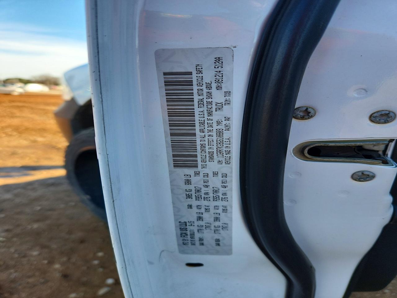 2016 RAM 1500 ST photo 13