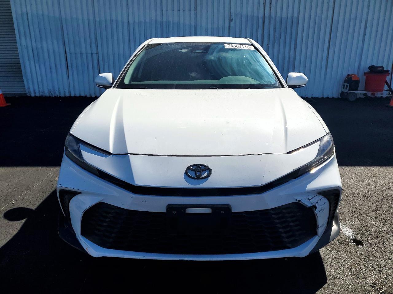 2025 TOYOTA CAMRY XSE photo 5