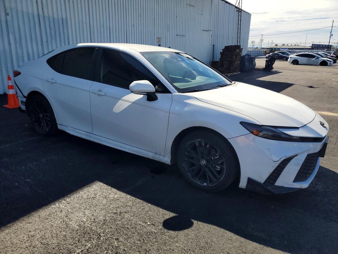 2025 TOYOTA CAMRY XSE photo 4
