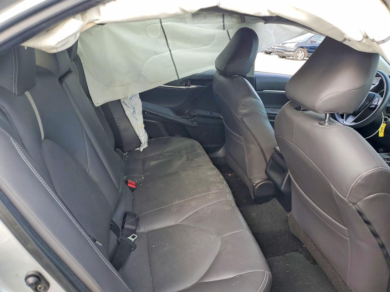 2018 TOYOTA CAMRY L photo 10
