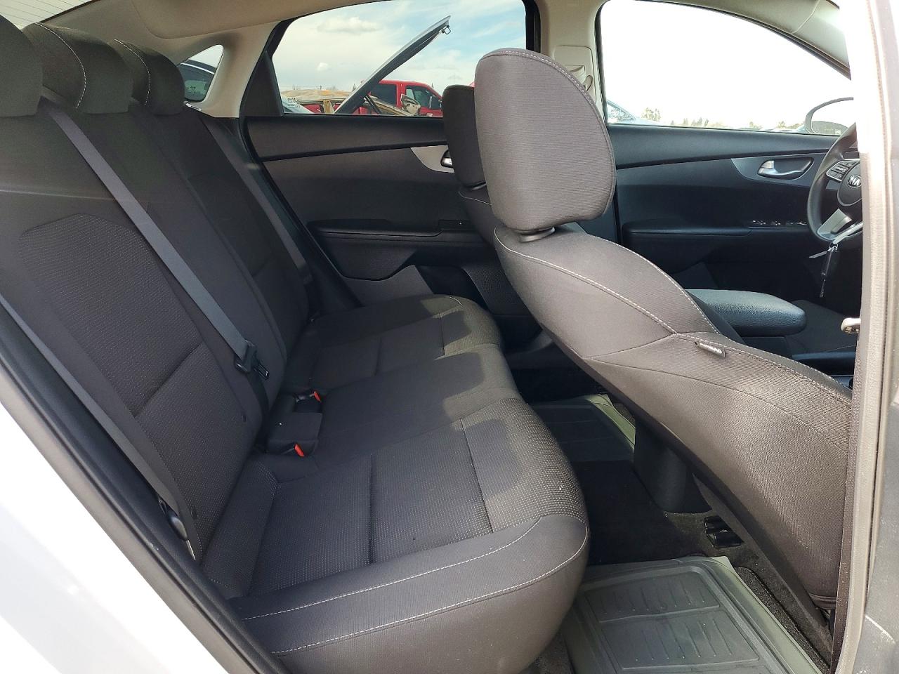 2020 KIA FORTE FE photo 19