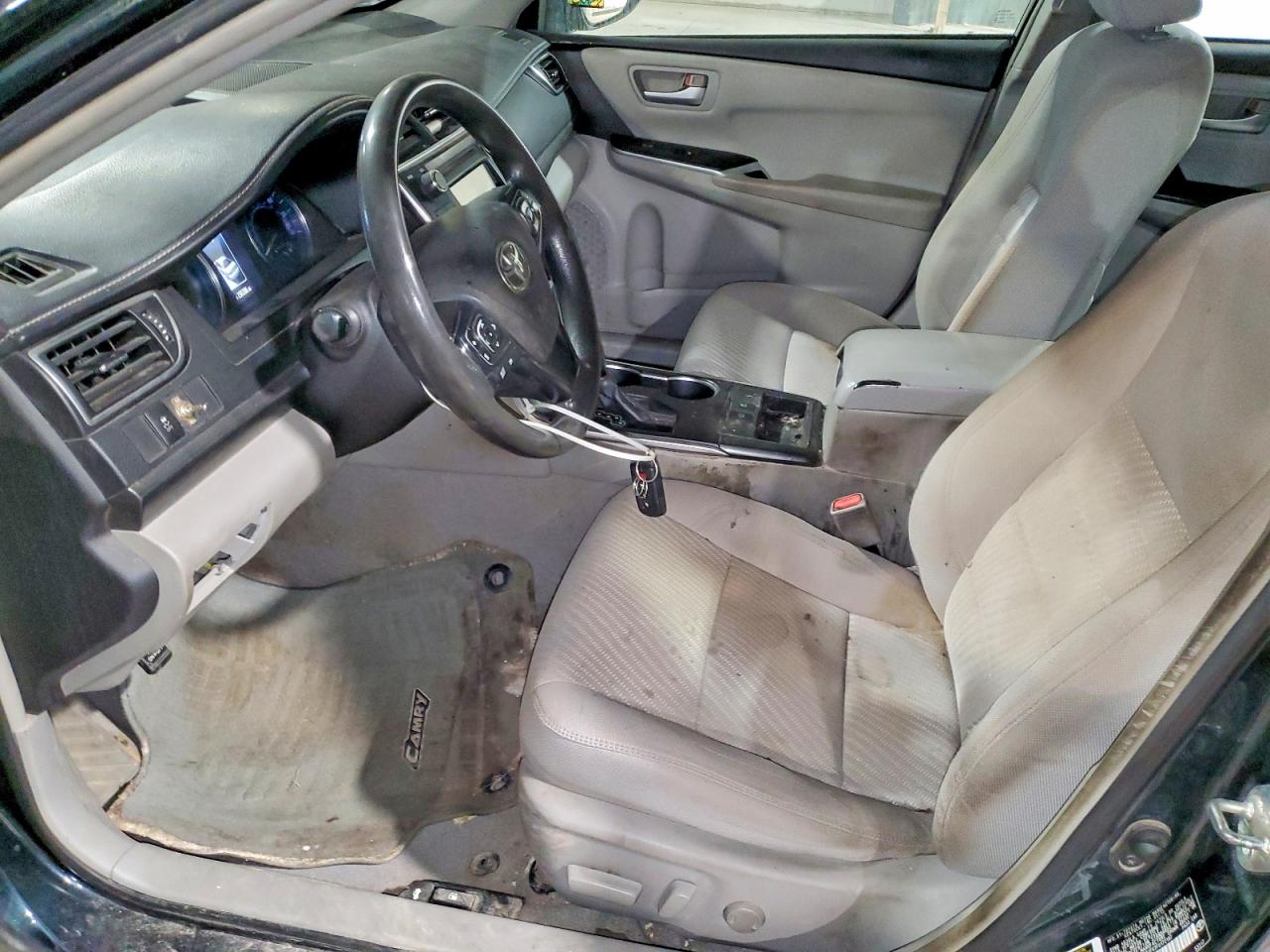 2015 TOYOTA CAMRY HYBRID photo 7