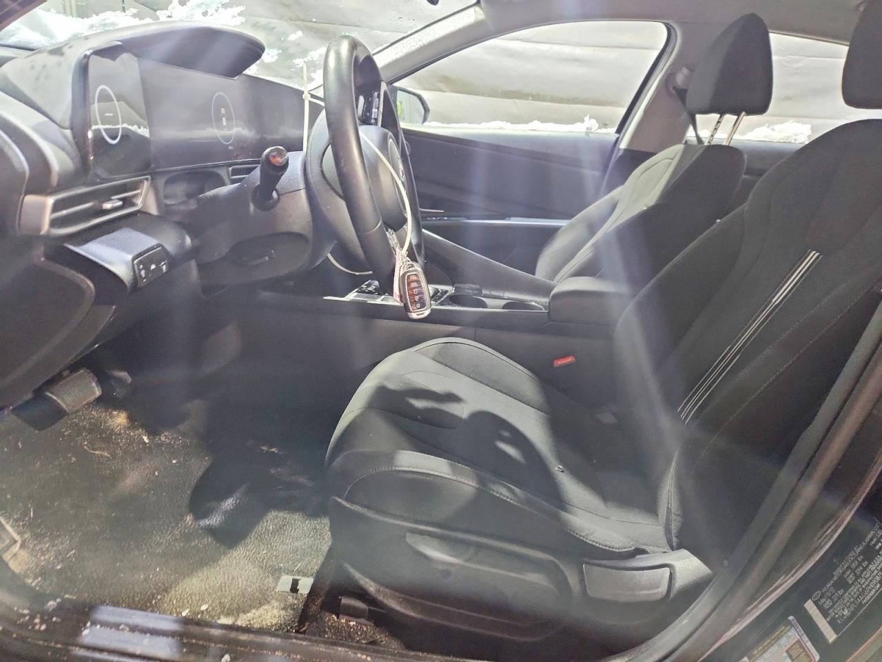 2023 HYUNDAI ELANTRA SEL photo 13