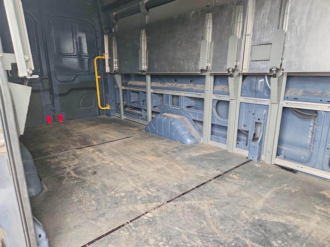 2020 FORD TRANSIT T-250 photo 10