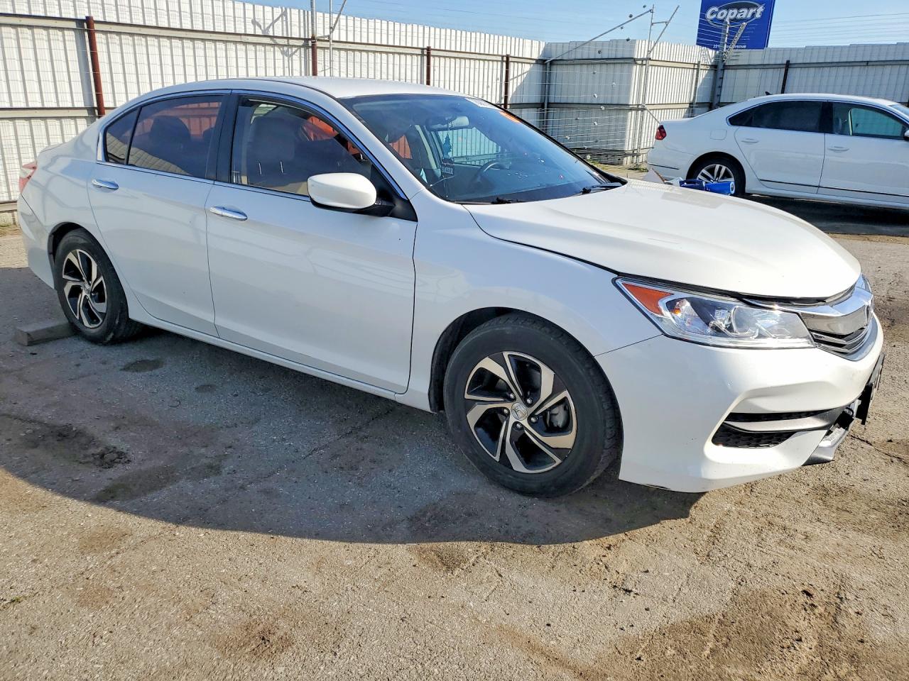 2016 HONDA ACCORD LX photo 7