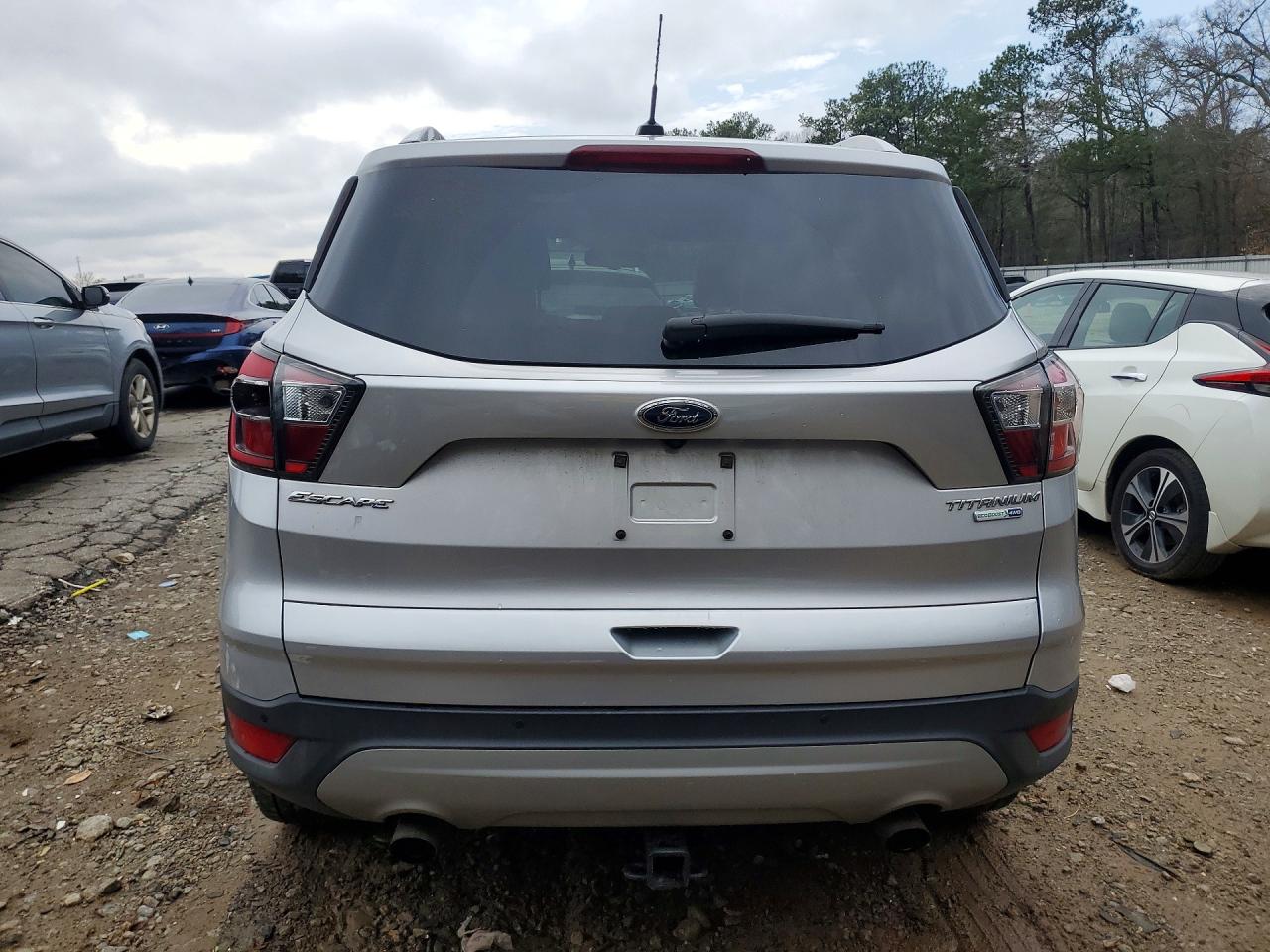 2017 FORD ESCAPE TITANIUM photo 16