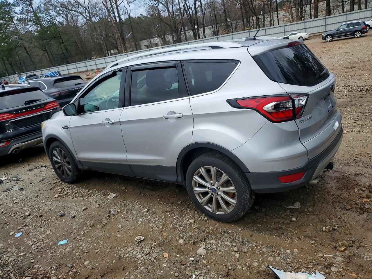 2017 FORD ESCAPE TITANIUM photo 4