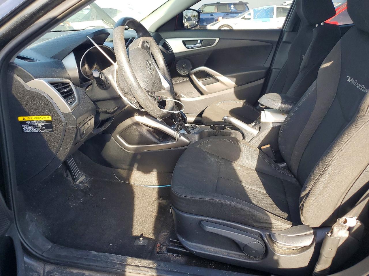 2016 HYUNDAI VELOSTER BASE photo 19