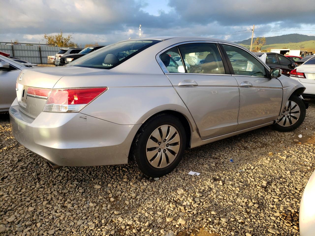 2012 HONDA ACCORD LX photo 3