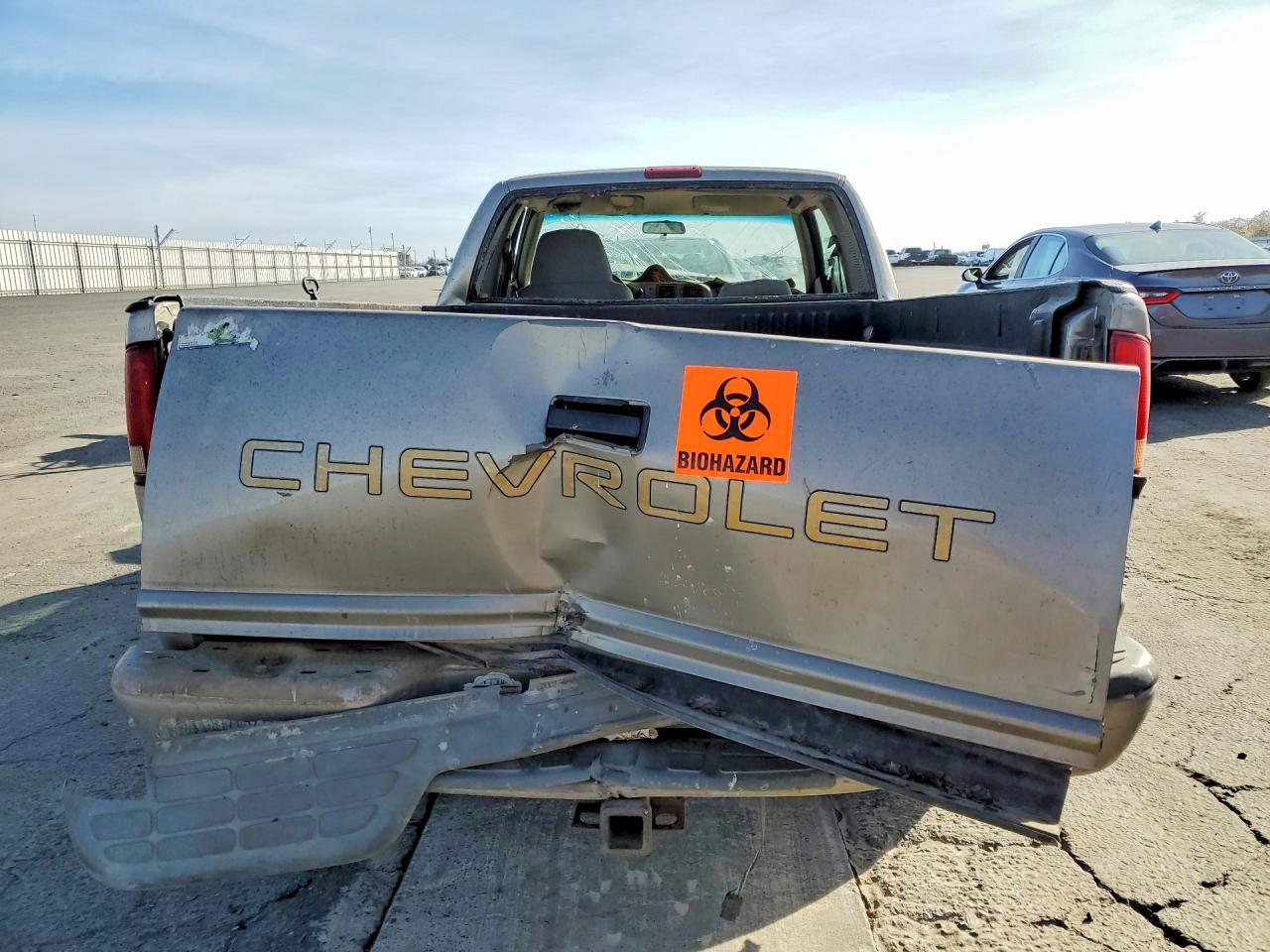 2000 CHEVROLET S TRUCK S10 photo 11