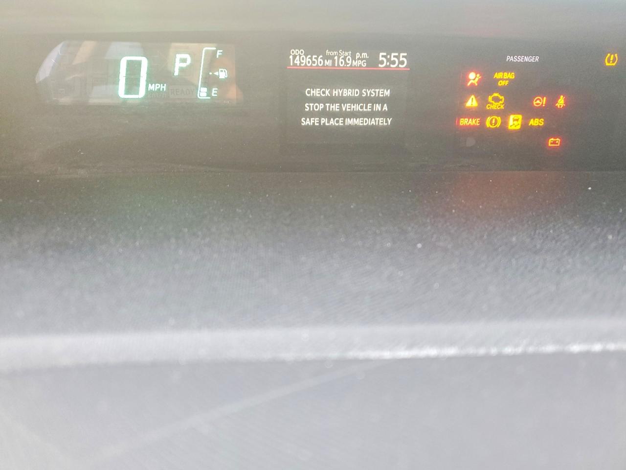 2013 TOYOTA PRIUS C THREE photo 9