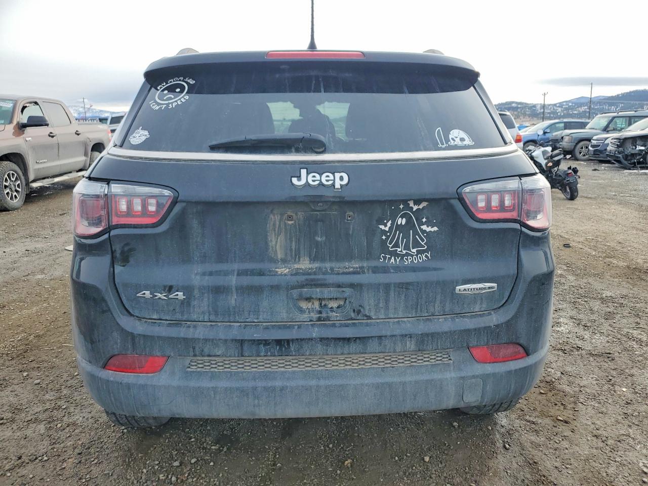 2022 JEEP COMPASS LATITUDE LUX photo 11