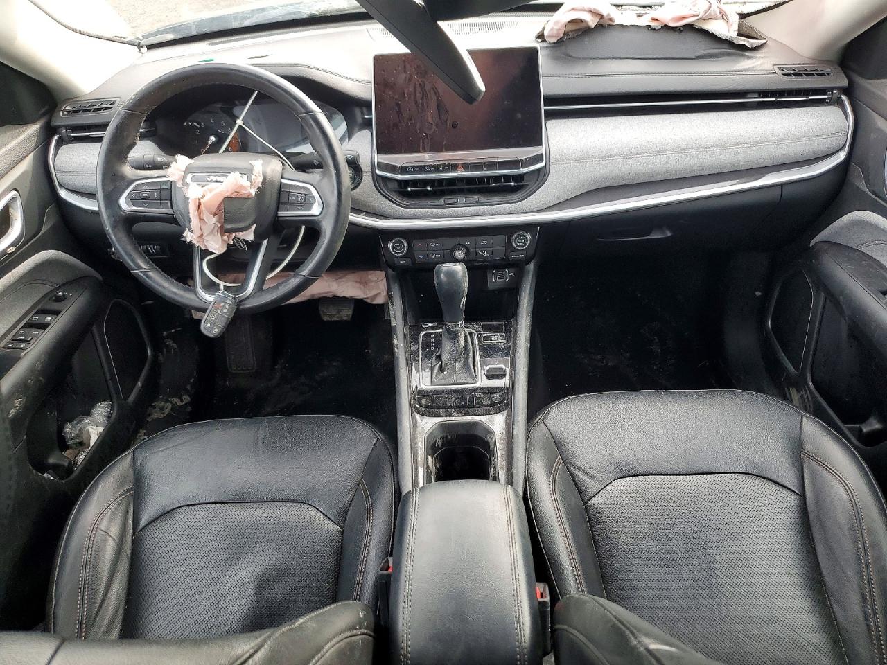 2022 JEEP COMPASS LATITUDE LUX photo 15
