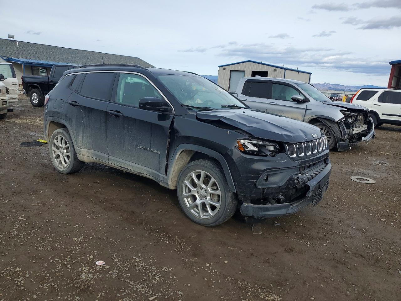 2022 JEEP COMPASS LATITUDE LUX photo 7