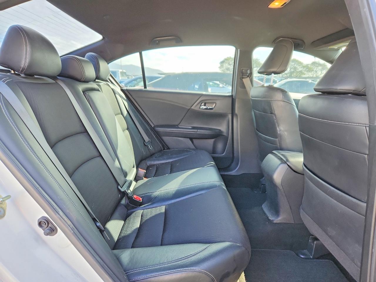 2016 HONDA ACCORD SPORT photo 10