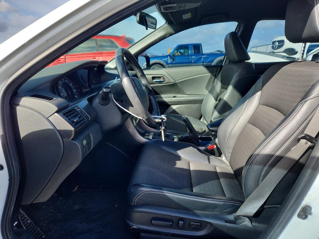 2016 HONDA ACCORD SPORT photo 7