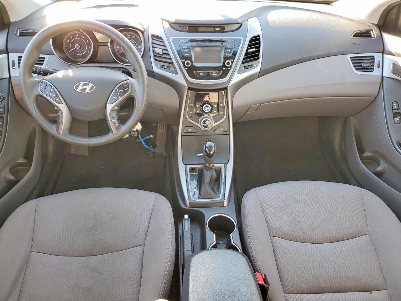2014 HYUNDAI ELANTRA SE photo 8