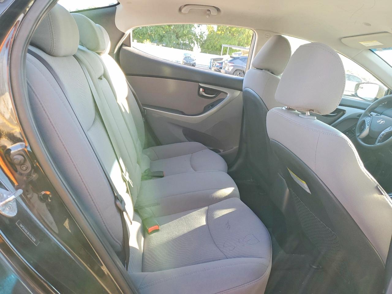 2014 HYUNDAI ELANTRA SE photo 10