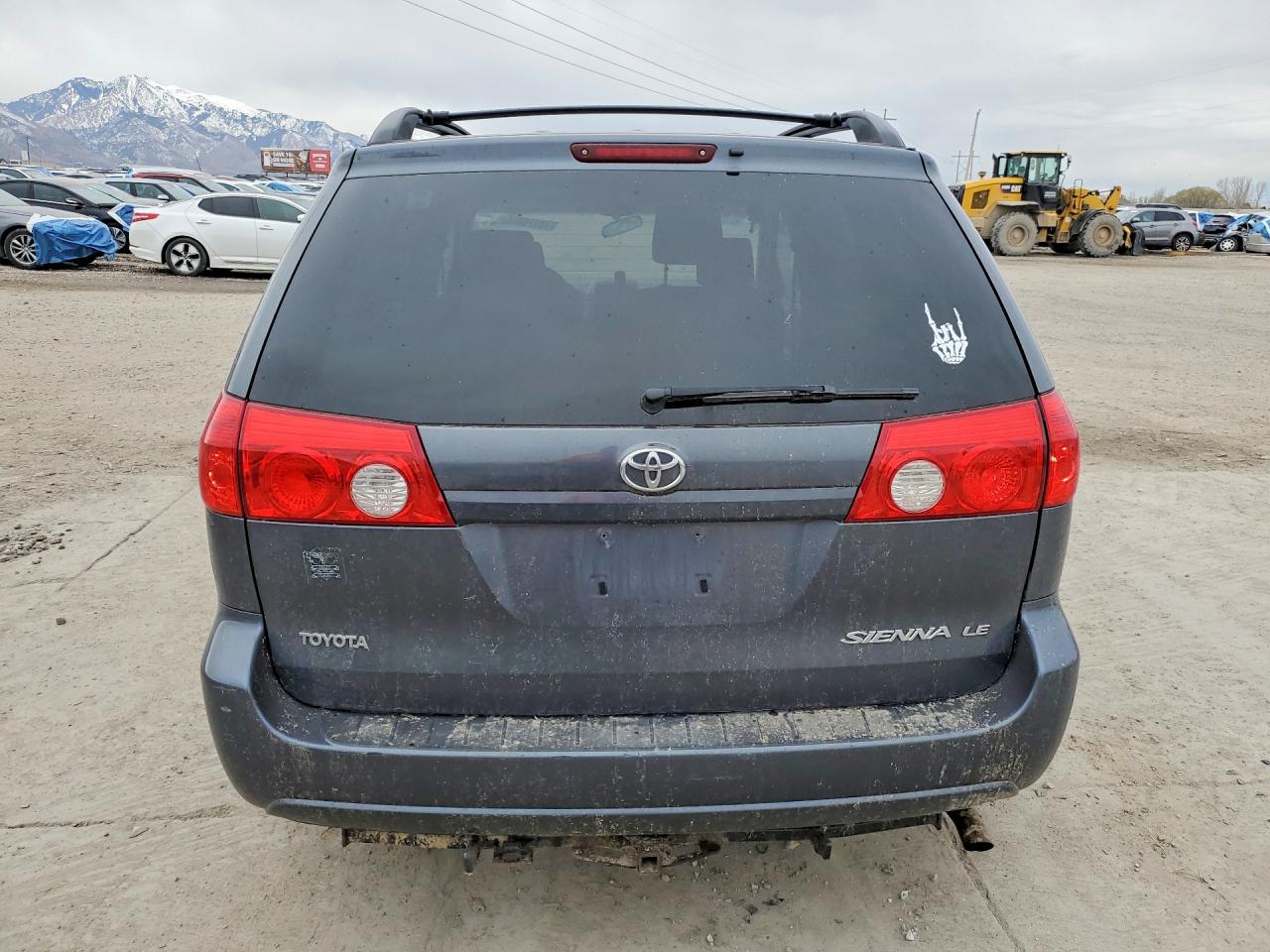 2008 TOYOTA SIENNA LE 7-PASSENGER photo 11