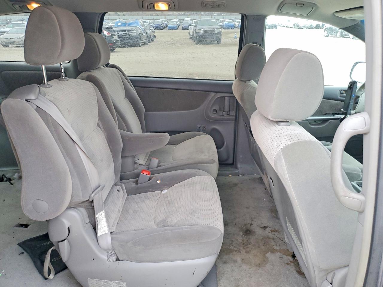 2008 TOYOTA SIENNA LE 7-PASSENGER photo 21