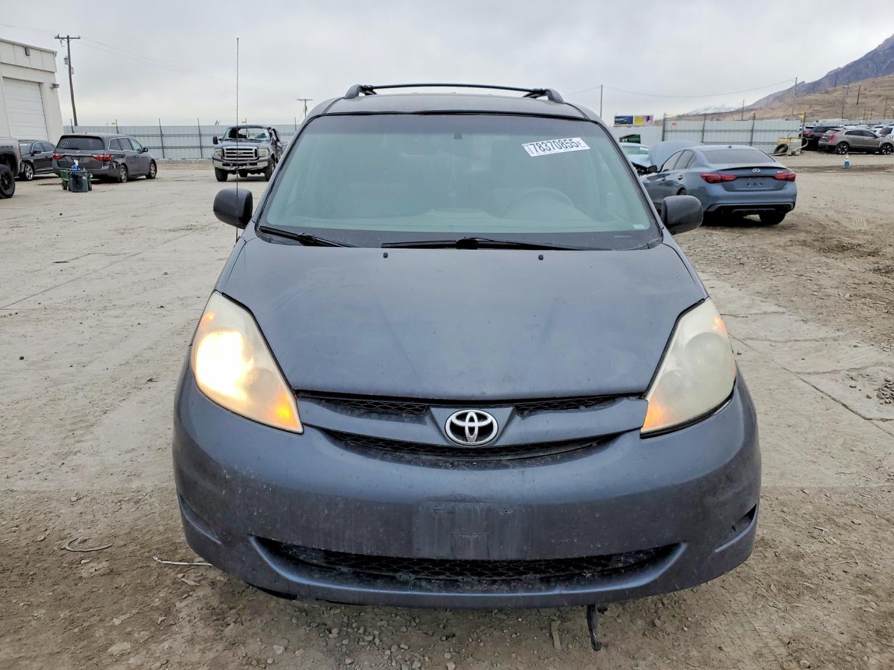 2008 TOYOTA SIENNA LE 7-PASSENGER photo 9
