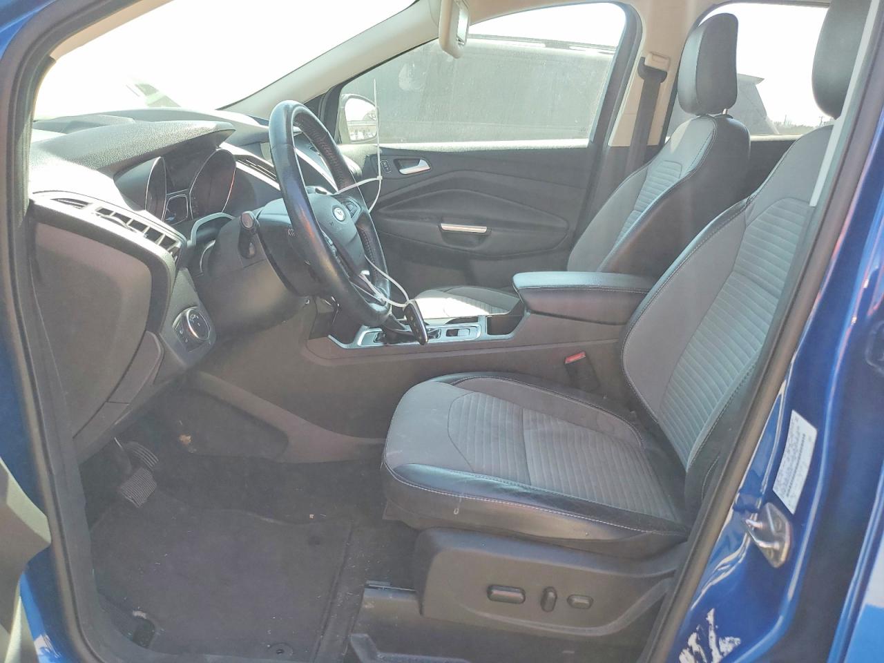 2019 FORD ESCAPE SE photo 13