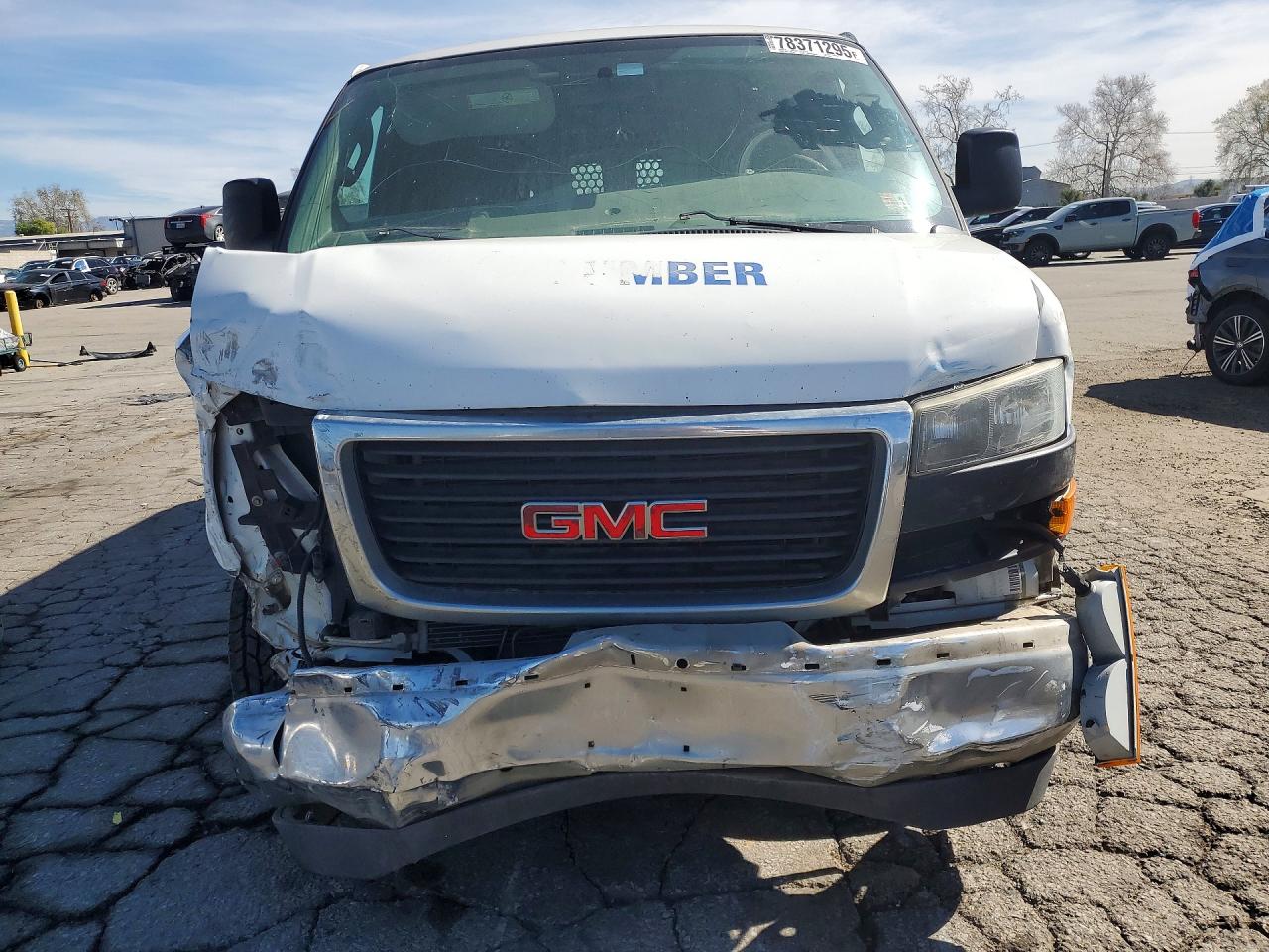 2017 GMC SAVANA photo 5
