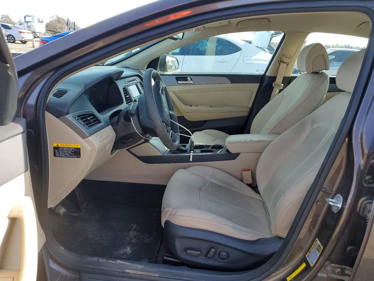 2015 HYUNDAI SONATA SE photo 19