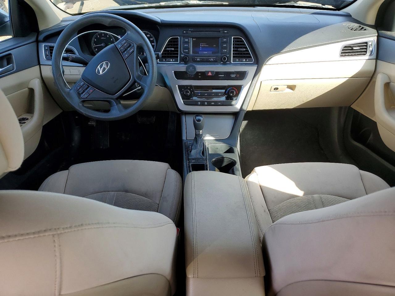 2015 HYUNDAI SONATA SE photo 22
