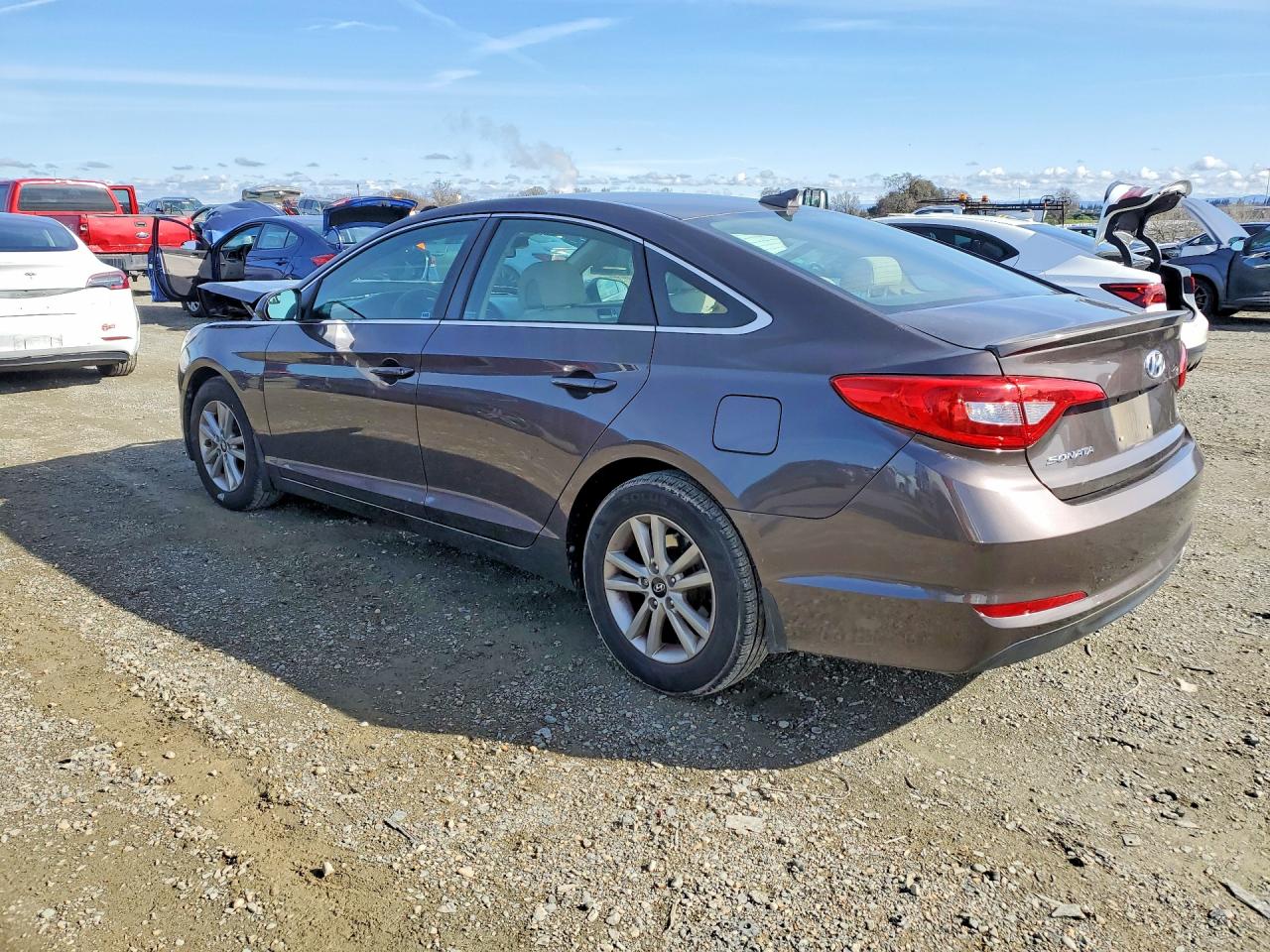 2015 HYUNDAI SONATA SE photo 4