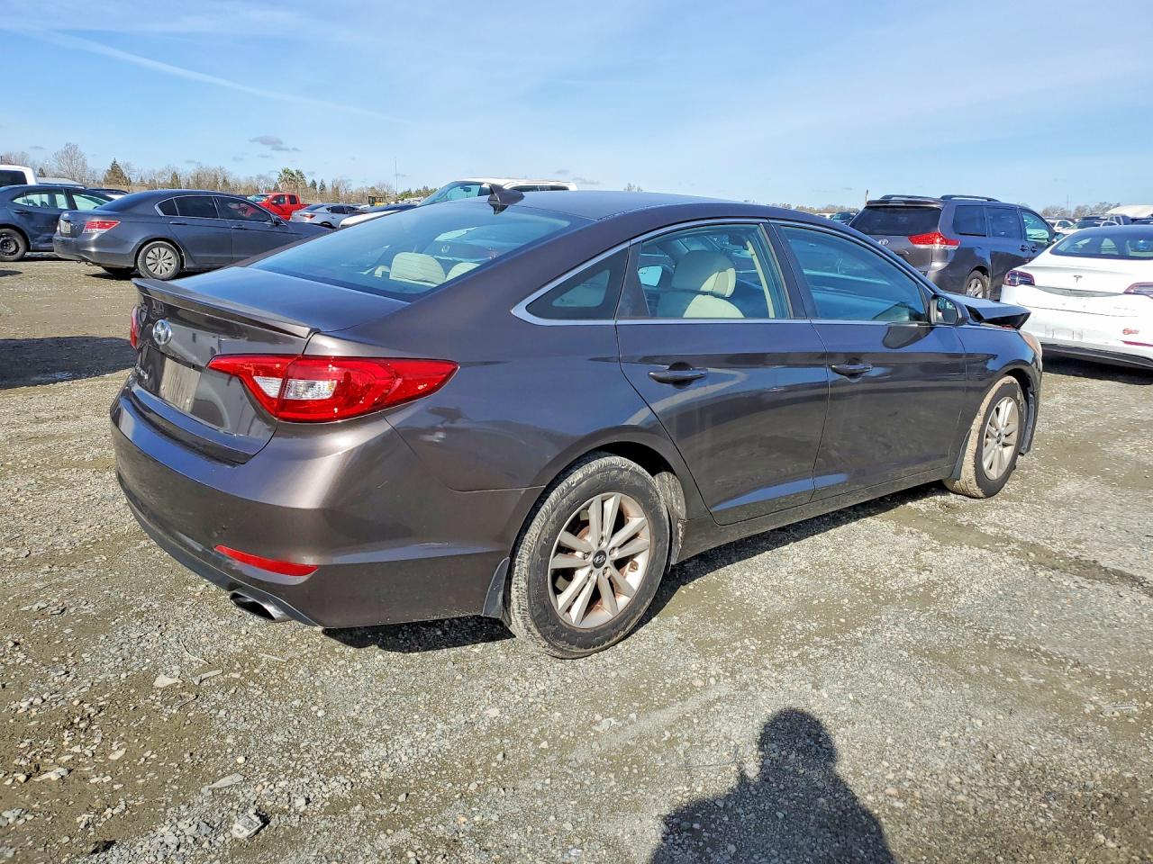2015 HYUNDAI SONATA SE photo 7