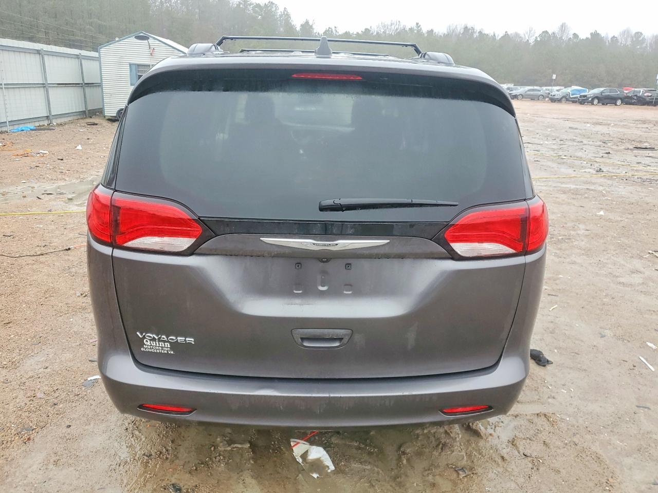 2021 CHRYSLER VOYAGER LXI photo 11