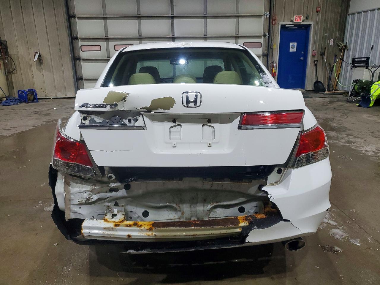 2011 HONDA ACCORD EXL photo 6