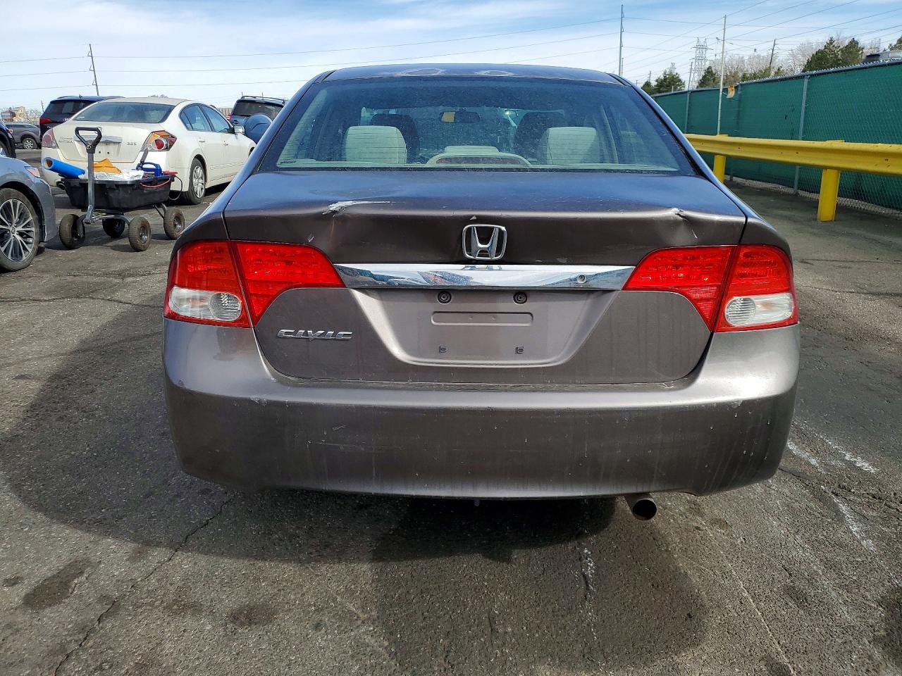 2010 HONDA CIVIC LX photo 11