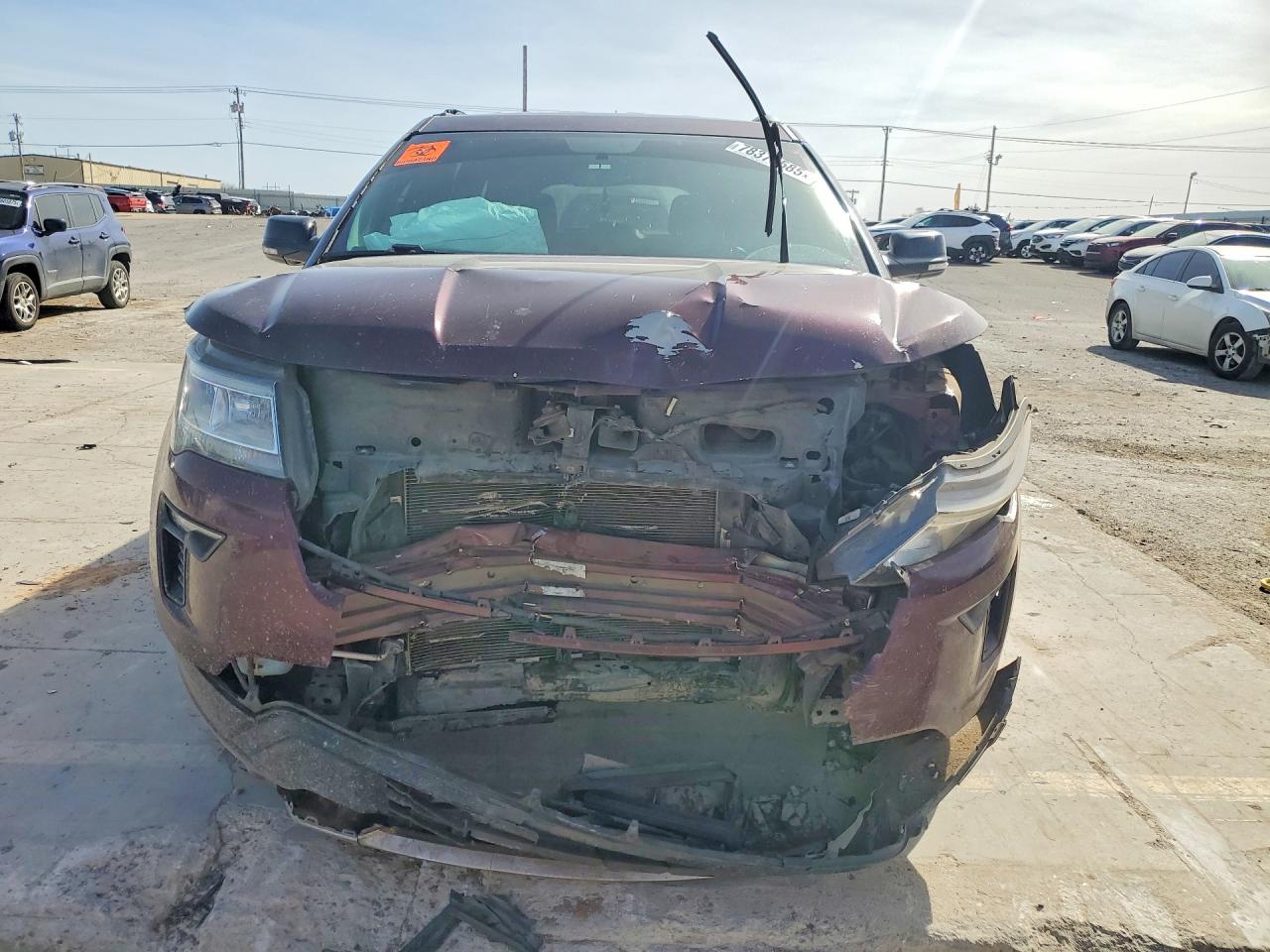 2018 FORD EXPLORER XLT photo 9