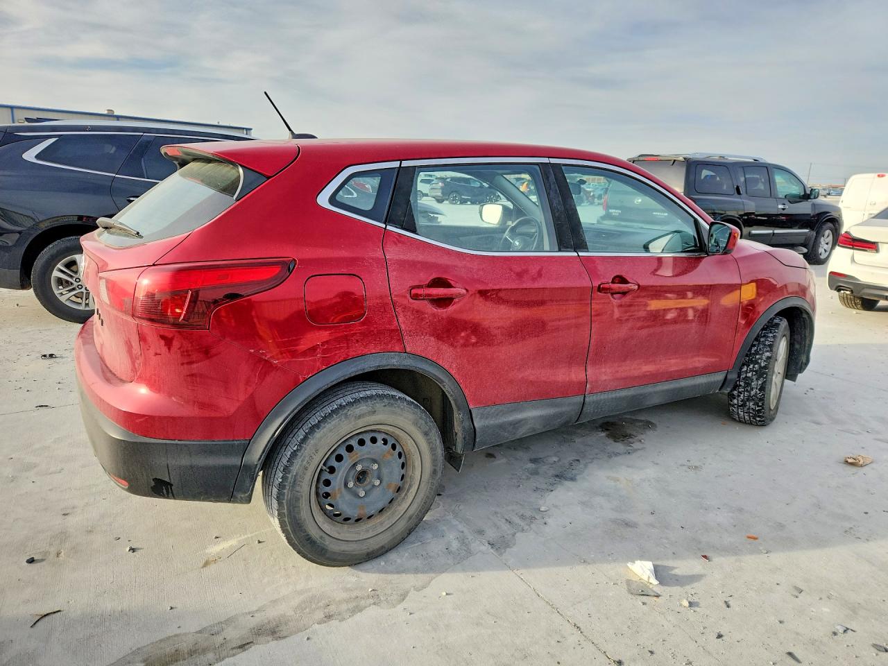 2018 NISSAN ROGUE SPORT S photo 5