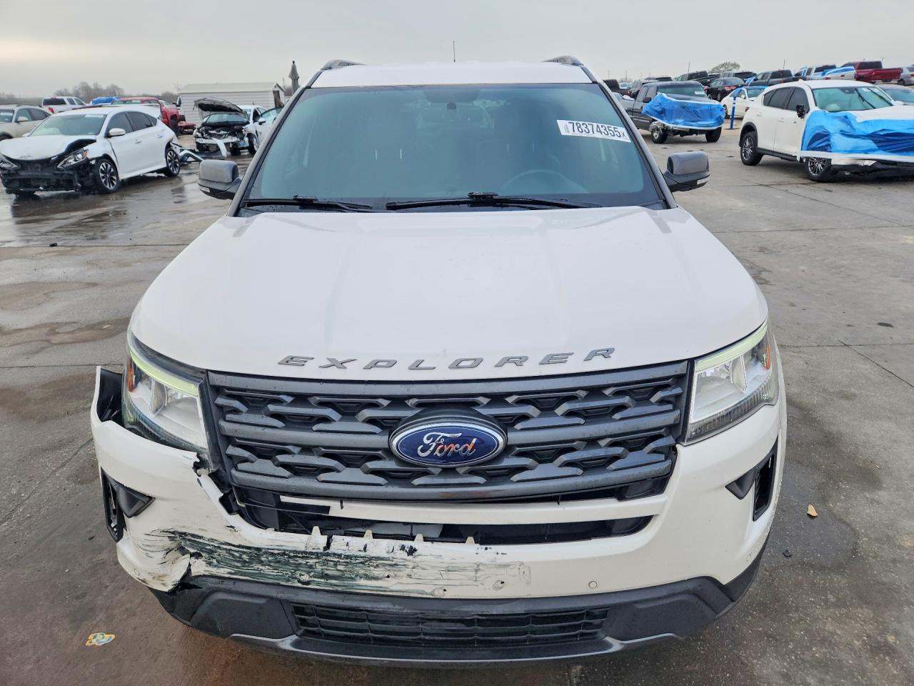 2018 FORD EXPLORER XLT photo 13