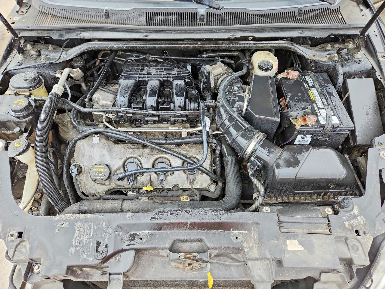 2011 FORD TAURUS SEL photo 31