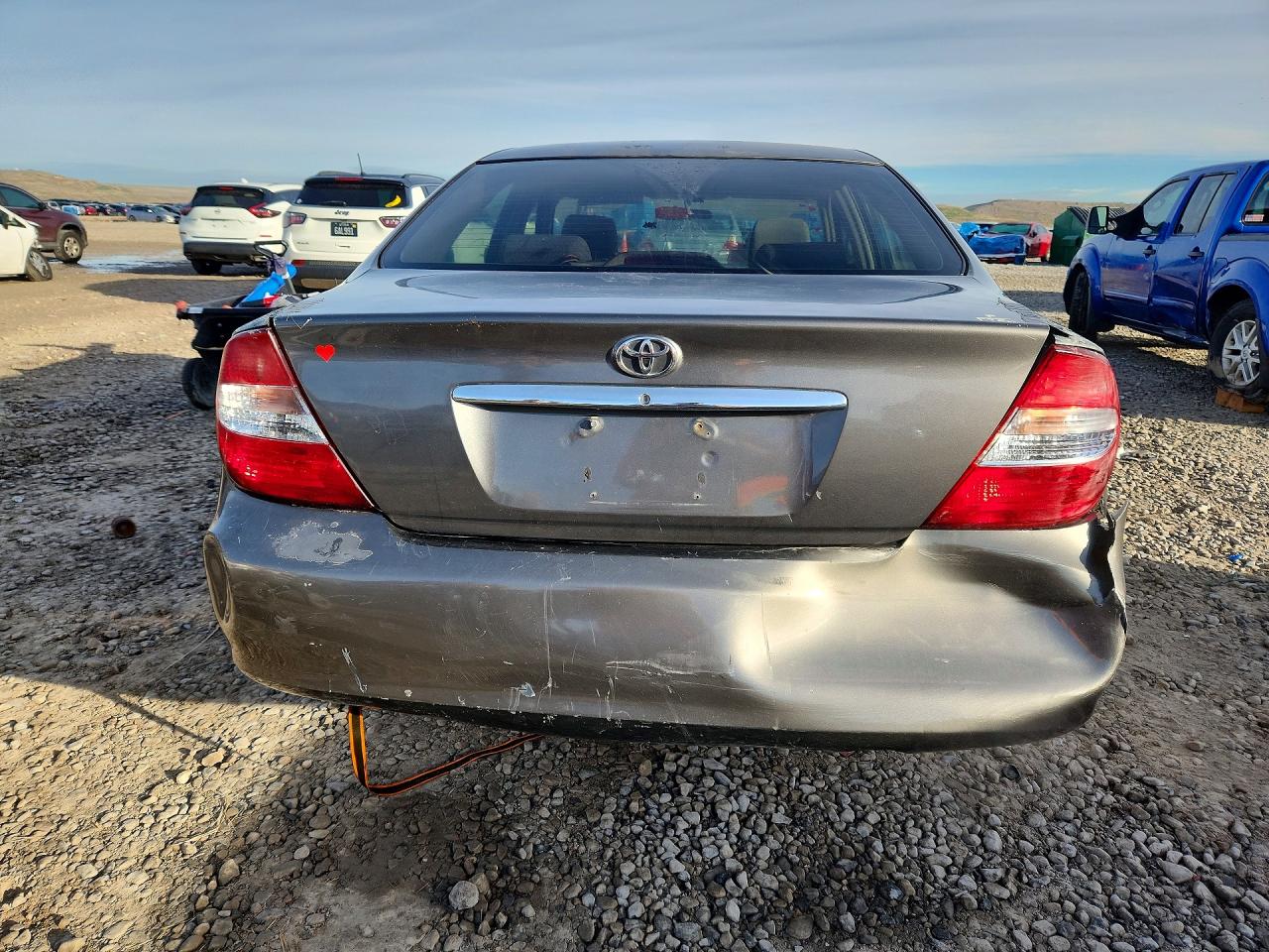2004 TOYOTA CAMRY LE V6 photo 6