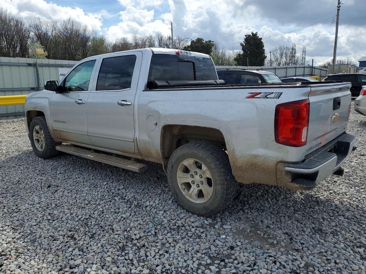 2018 CHEVROLET SILVERADO K1500 LTZ photo 3